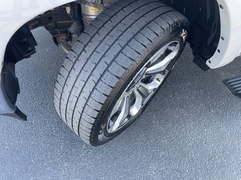 Used 2021 RAM 1500 Limited image 12