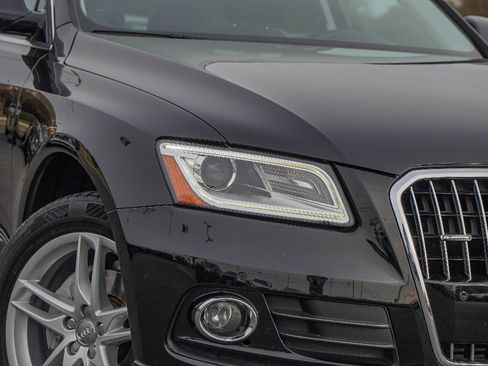 Used 2017 Audi Q5 2.0T Premium image 2