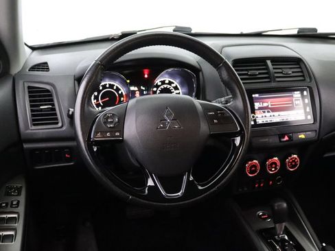 Used 2019 Mitsubishi Outlander Sport SE AWD/4WD image 12
