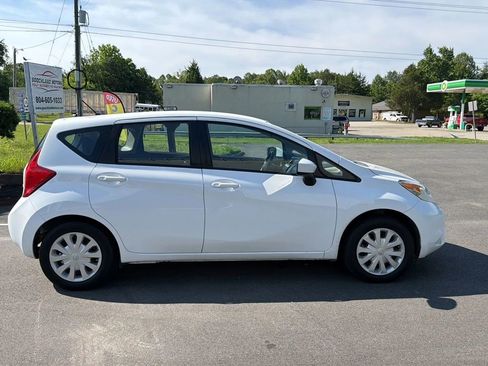 Used 2015 Nissan Versa Note SV FWD image 8