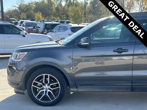 Used 2018 Ford Explorer Sport image 7