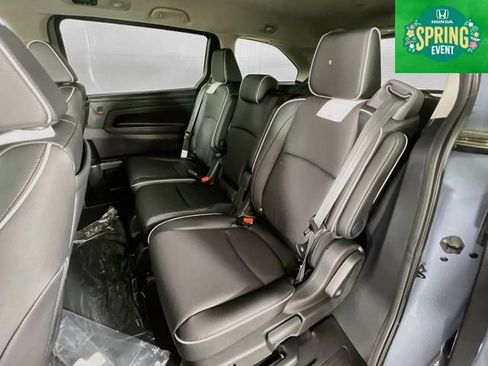 New 2026 Honda Odyssey Touring image 26