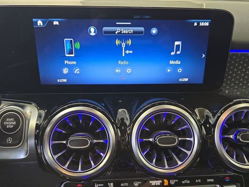 New 2026 Mercedes-Benz GLB 250 GLB 250 image 22