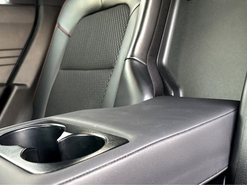 Used 2025 Ford Escape ST-Line Elite image 19