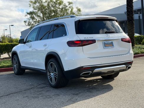 Used 2025 Mercedes-Benz GLS 450 4MATIC image 10