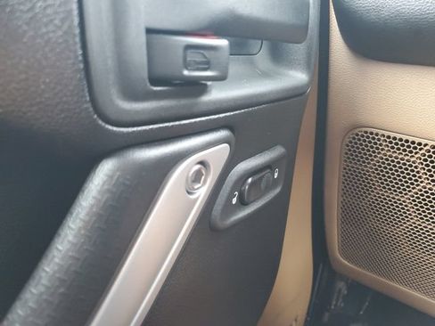 Used 2012 Jeep Wrangler Sahara w/ Connectivity Group AWD/4WD image 26