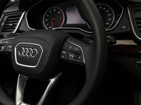 Used 2019 Audi Q5 2.0T Premium w/ Convenience Package AWD/4WD image 46