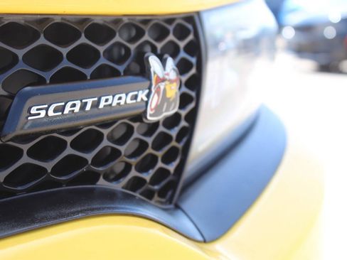 Used 2017 Dodge Charger R/T Scat Pack w/ Driver Confidence Group RWD image 25
