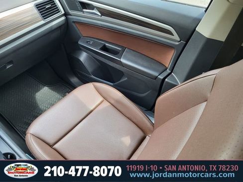 Used 2021 Volkswagen Atlas SE w/ Panoramic Sunroof Package image 15