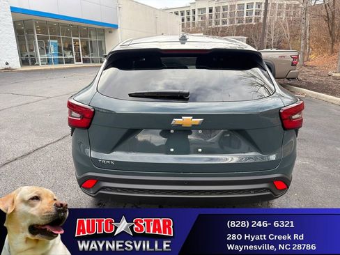 New 2026 Chevrolet Trax LS w/ LS Convenience Package image 4