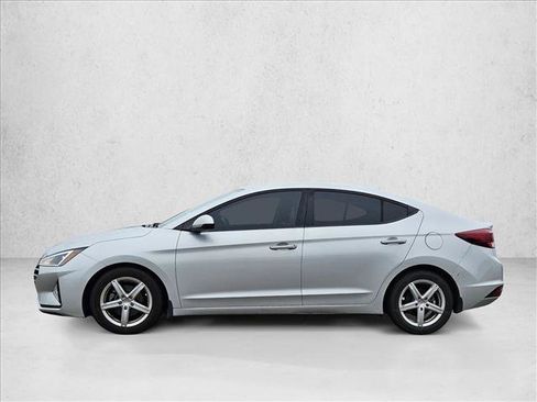 Used 2019 Hyundai Elantra SEL FWD image 8