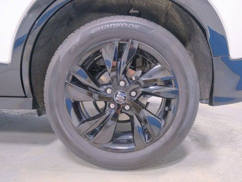 Used 2024 Buick Encore GX Sport Touring image 42