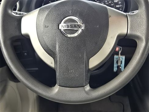 Used 2014 Nissan Rogue S image 10