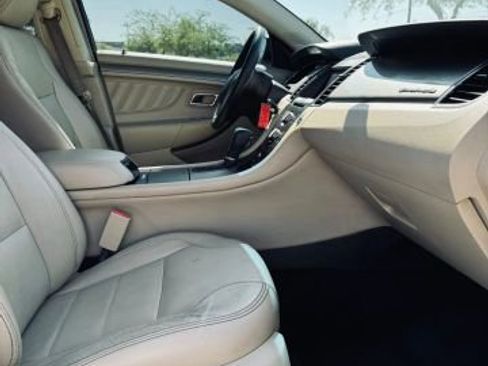 Used 2013 Ford Taurus SEL image 13