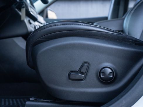 Used 2022 Jeep Cherokee Latitude image 24