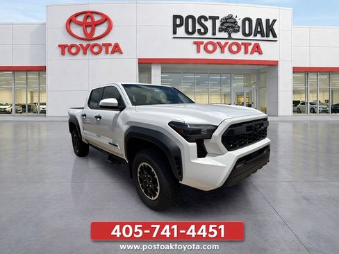 Used 2026 Toyota Land Cruiser w/ Premium Package AWD/4WD image 1