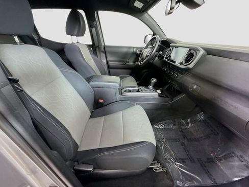 Certified 2021 Toyota Tacoma TRD Off-Road w/ Technology Package image 25