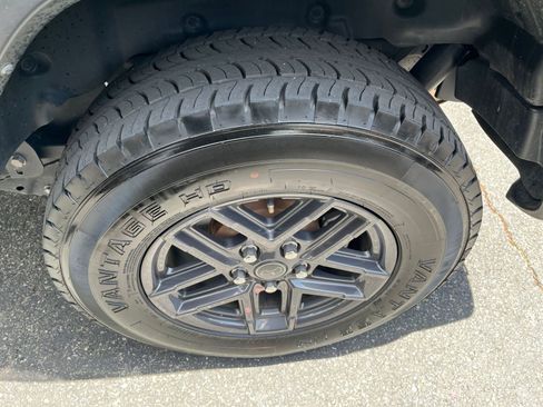 Used 2025 Jeep Wrangler Unlimited Sport AWD/4WD image 29