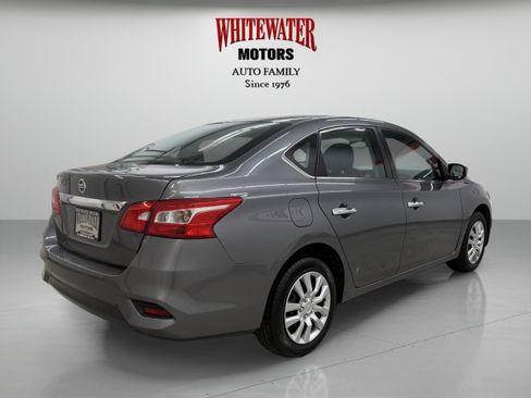 Used 2019 Nissan Sentra S image 4