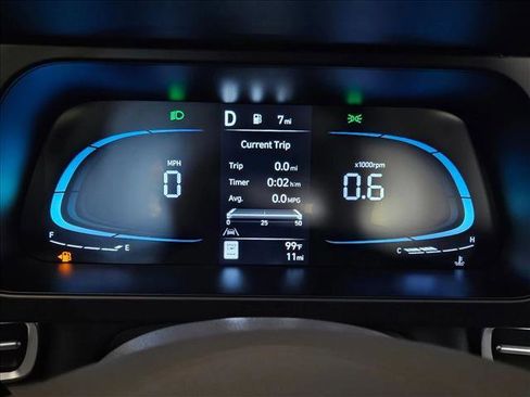 New 2025 Hyundai Elantra Sport image 11