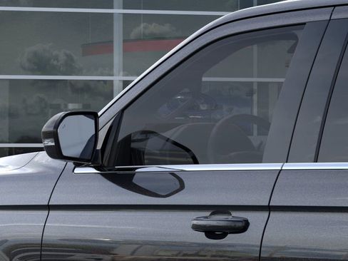 Used 2024 Ford Expedition Limited image 20