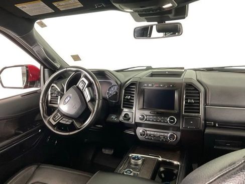 Used 2020 Ford Expedition Limited image 32