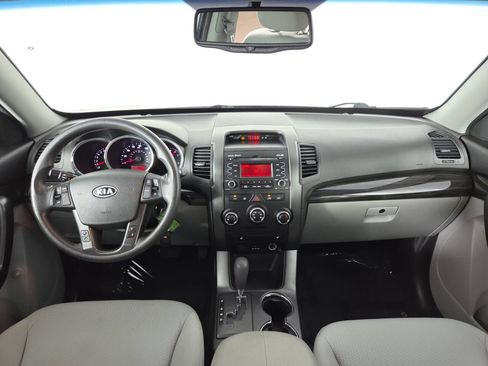 Used 2012 Kia Sorento LX w/ Convenience Pkg FWD image 22