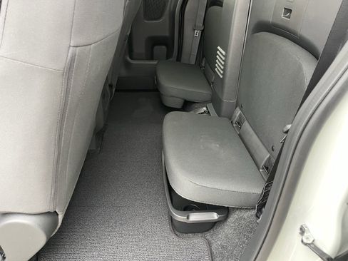 New 2026 Nissan Frontier S w/ Tow Package image 18