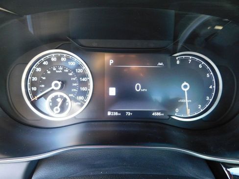 Used 2025 Genesis G70 3.3T Advanced image 27