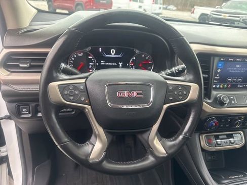 Used 2022 GMC Acadia Denali w/ Denali Technology Package AWD/4WD image 13