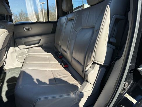 Used 2013 Honda Pilot Touring image 22