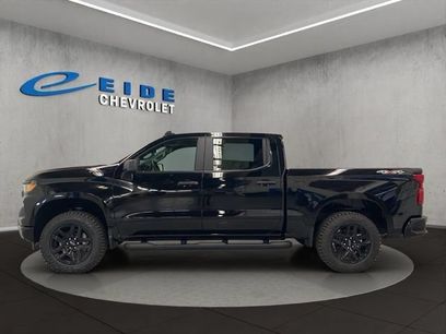New 2026 Chevrolet Silverado 1500 Custom w/ Turbomax Blackout Package