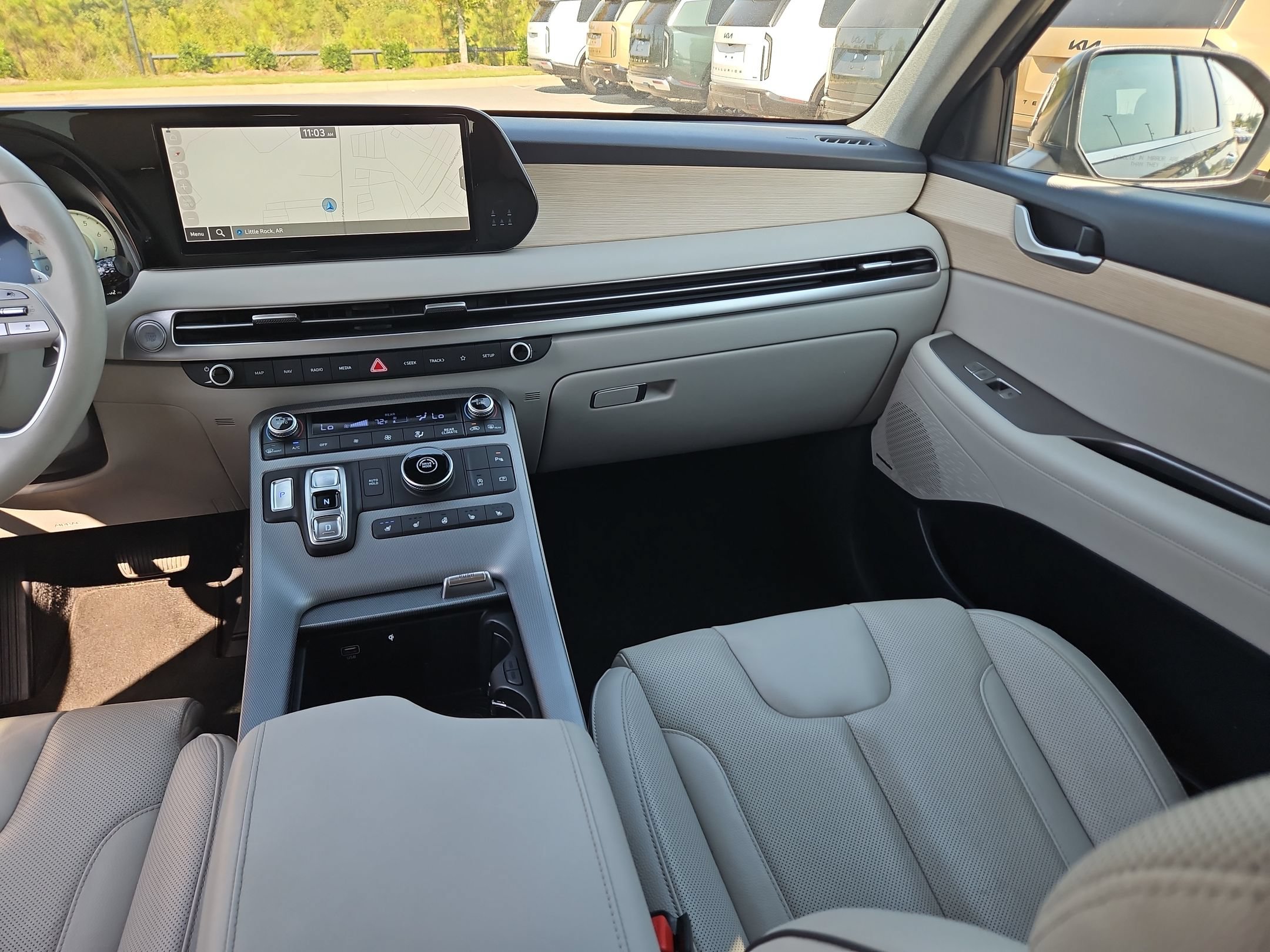 Used 2023 Hyundai Palisade Limited FWD image 11
