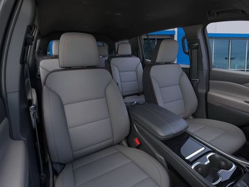 New 2026 Chevrolet Traverse LT FWD image 16