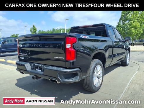 Used 2019 Chevrolet Silverado 1500 Custom w/ Custom Convenience Package AWD/4WD image 7