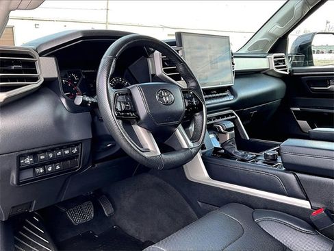 Used 2023 Toyota Tundra Limited w/ Power Package image 8