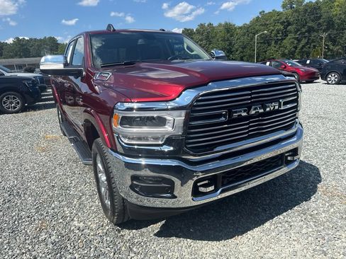 Used 2022 RAM 2500 Laramie AWD/4WD image 2