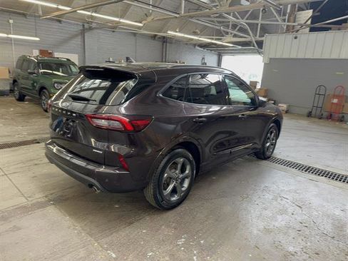 Certified 2023 Ford Escape ST-Line w/ Tech Pack #1 image 17