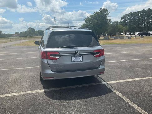 Used 2021 Honda Odyssey Elite image 8