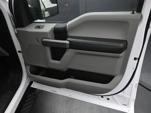 Used 2019 Ford F150 XLT w/ Trailer Tow Package AWD/4WD image 12