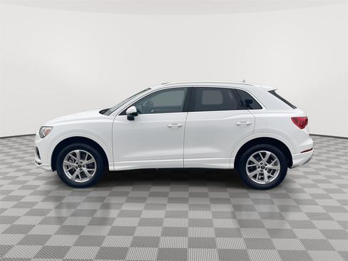 Used 2023 Audi Q3 2.0T Premium AWD/4WD image 10