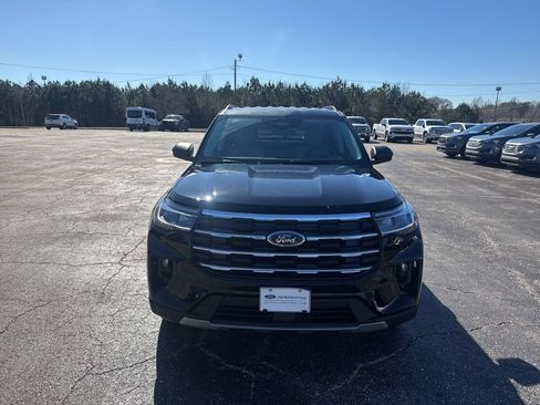 New 2026 Ford Explorer Active w/ Active Comfort Package RWD image 17