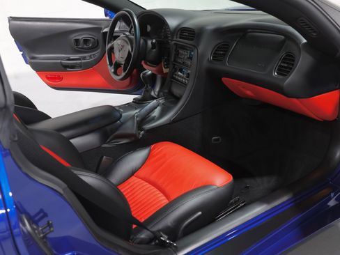 Used 2003 Chevrolet Corvette Z06 w/ Memory Package, 3 Drivers RWD image 57