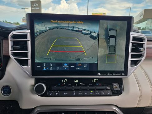 Used 2022 Toyota Tundra Capstone AWD/4WD image 17