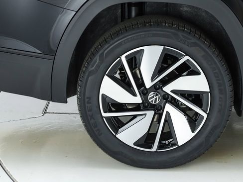 New 2026 Volkswagen Atlas SE image 52