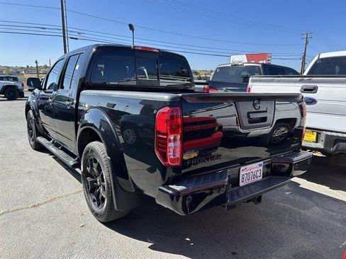 Used 2020 Nissan Frontier SV w/ Midnight Edition Floor Mats image 29