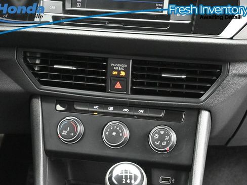 Used 2019 Volkswagen Jetta S FWD image 20