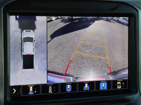 Used 2020 GMC Sierra 2500 Denali w/ Denali Ultimate Package image 32