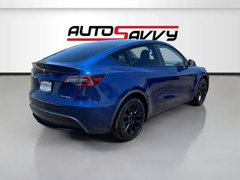 Used 2023 Tesla Model Y Long Range AWD/4WD image 7