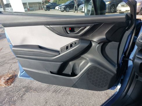 Used 2019 Subaru Crosstrek 2.0i Premium w/ Eyesight System image 25